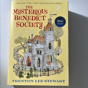 The Mysterious Benedict Society Book
